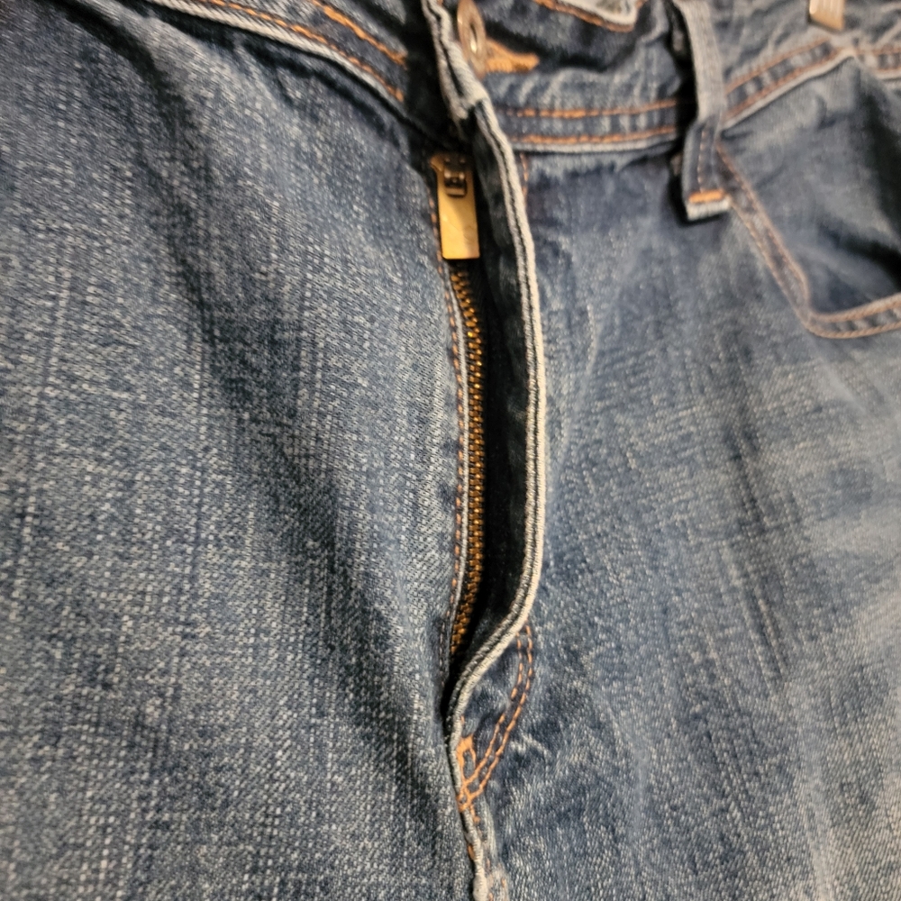 Eddie Bauer Womans Boot Cut Jeans Mid-Rise Size 10 - Picture 4 of 5
